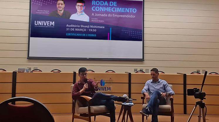 Roda de Conhecimento: A Jornada do Empreendedorismo e a Formação de Líderes do Futuro