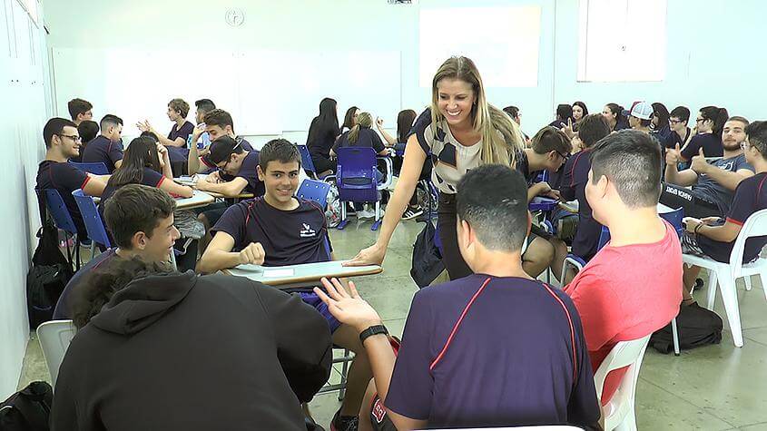 Escola de Economia Criativa  - UNIVEM firma parceria com Colégio Água Viva